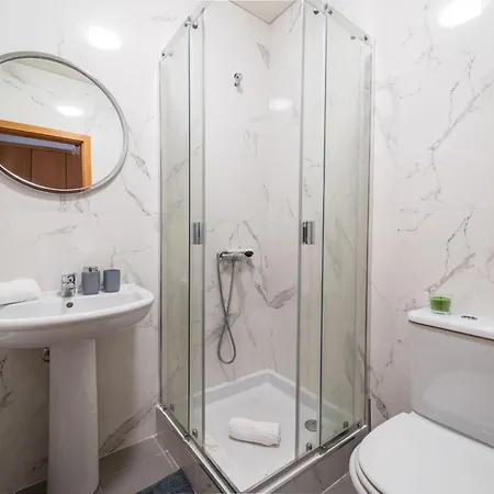 Espirito Santo - T4 Familiar - Appartement *