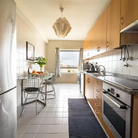 Appartement Espirito Santo - T4 Familiar -