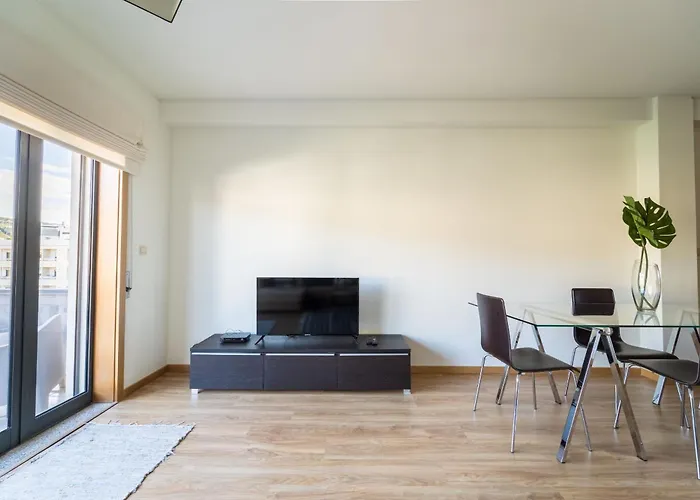 Espirito Santo - T4 Familiar - Appartement *