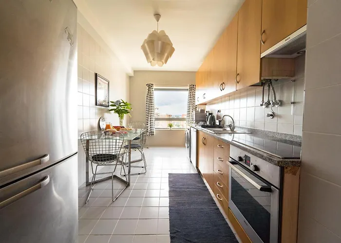 Appartement Espirito Santo - T4 Familiar -